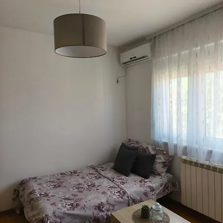 Apartament Mv